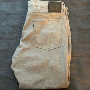 Mens Levi’s 541 37W/32L denim jeans